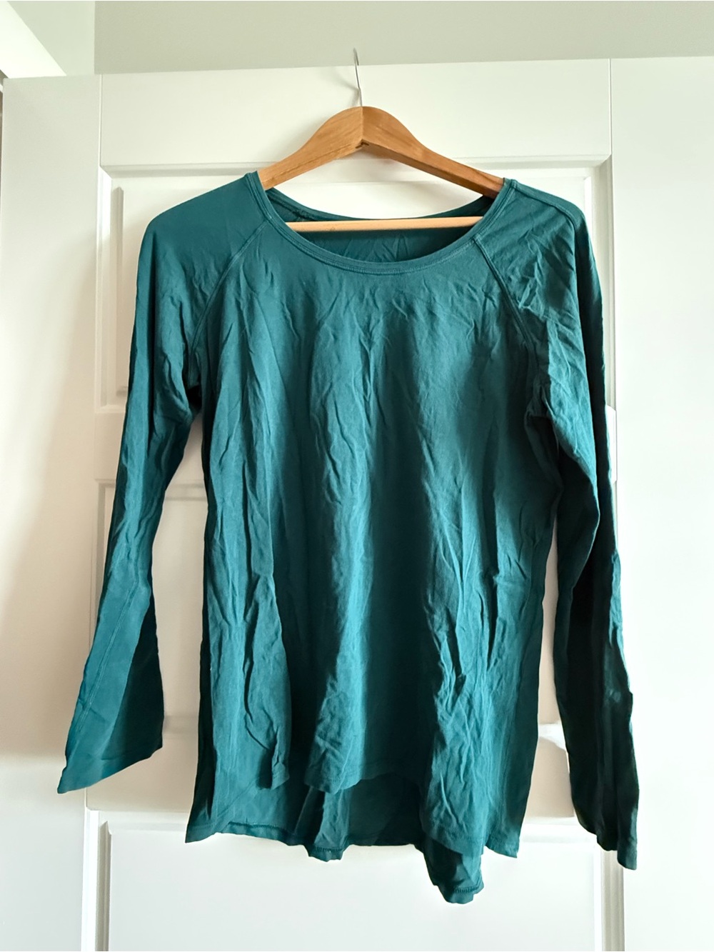 lululemon athletica Long-Sleeve Crewneck Top in Teal Green
